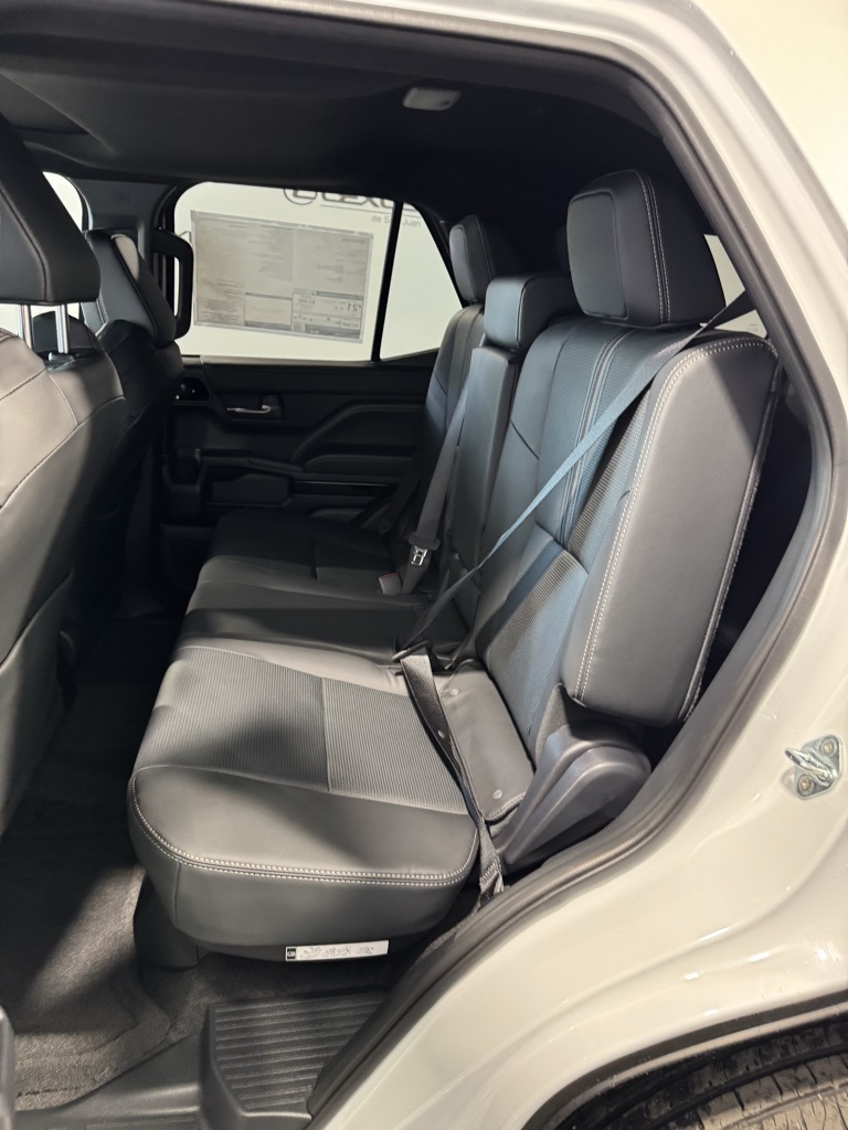 Thumbnail: 2025 Toyota 4Runner - 30