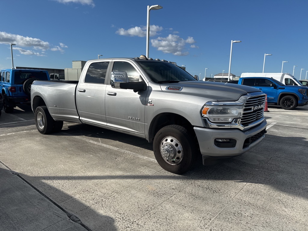 2024 RAM Ram 3500 Pickup Laramie's photo