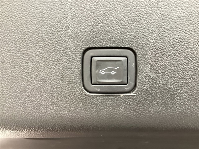 Used Car 2023 Chevrolet Traverse  Lt For Sale Under $30,000 In San Antonio, Texas