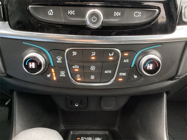 Used Car 2023 Chevrolet Traverse  Lt For Sale Under $30,000 In San Antonio, Texas