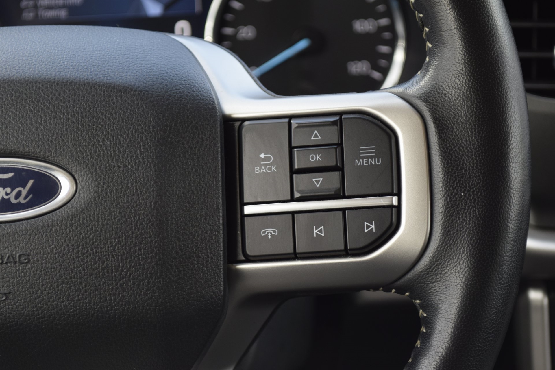 2024 Ford Expedition XLT White at AutoSavvy Houston Northwest