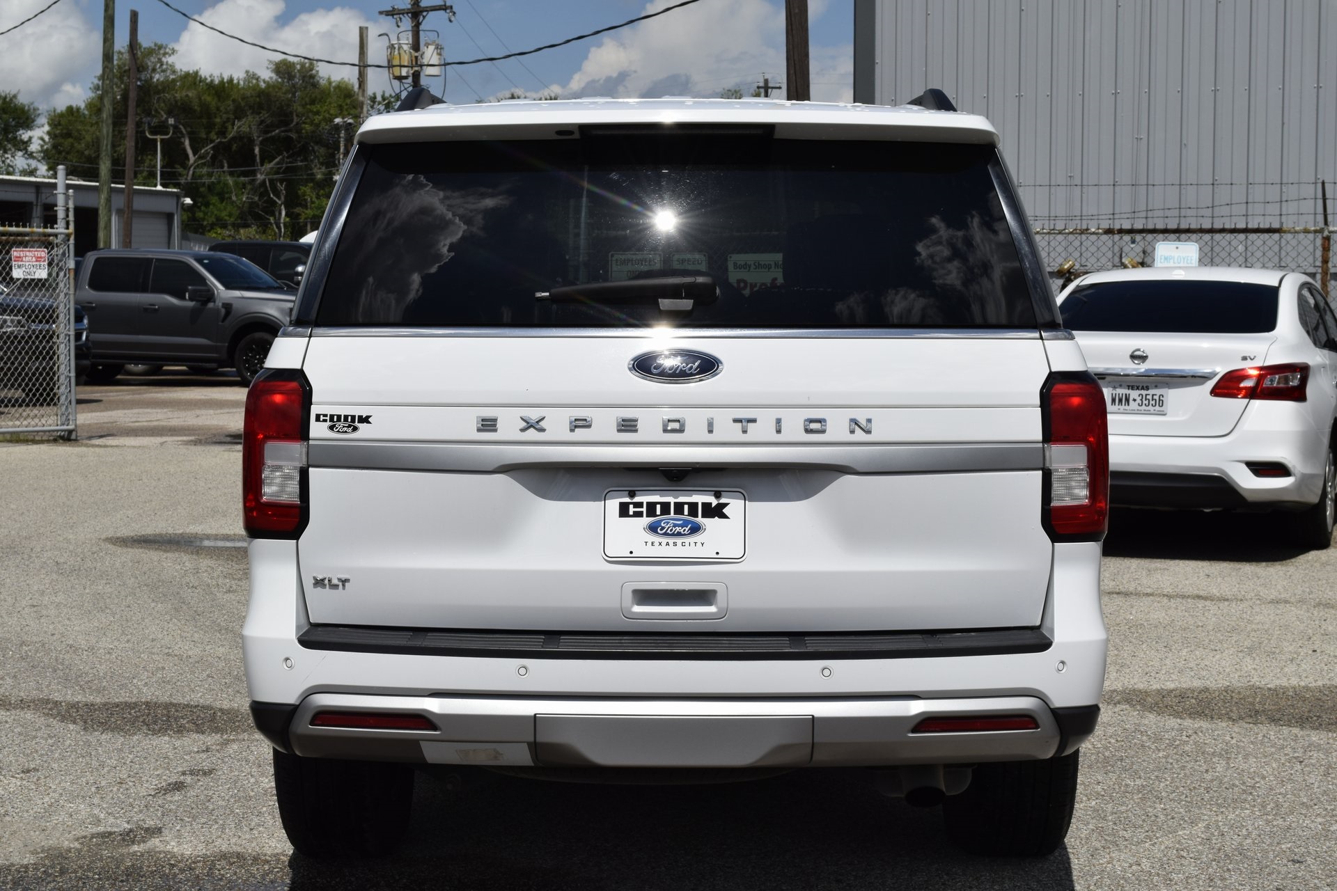 2024 Ford Expedition XLT White at AutoSavvy Houston Northwest