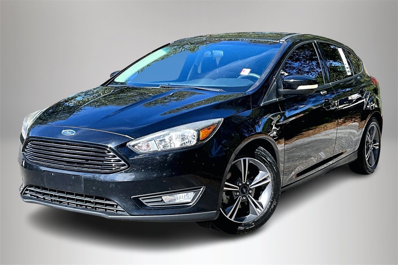 2016 Ford Focus SE Hatchback