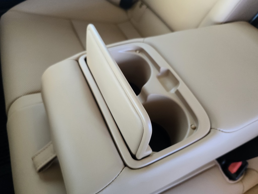 Thumbnail: 2024 Lexus ES - 20