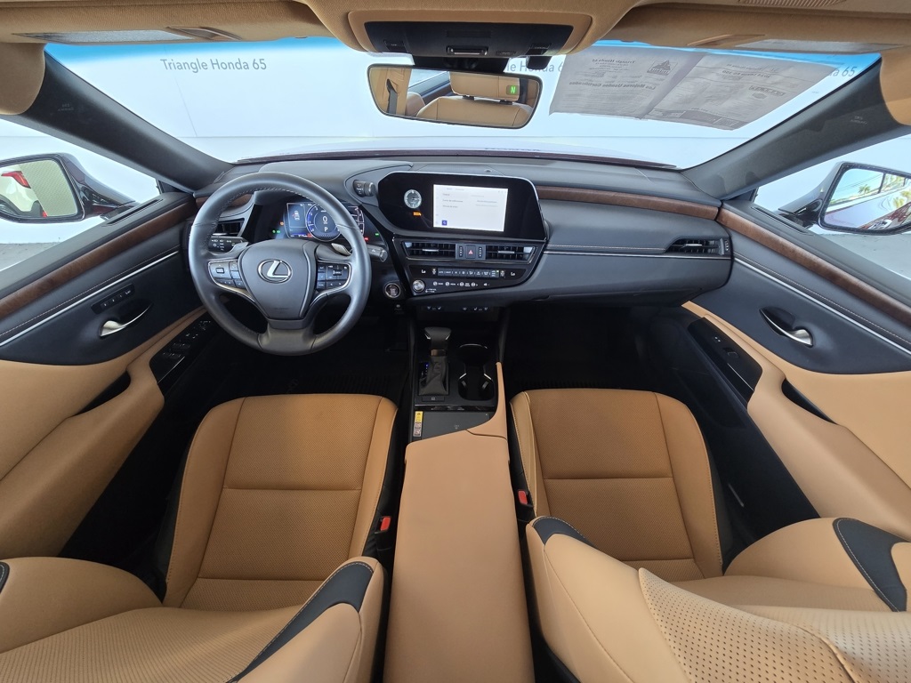 Thumbnail: 2024 Lexus ES - 9