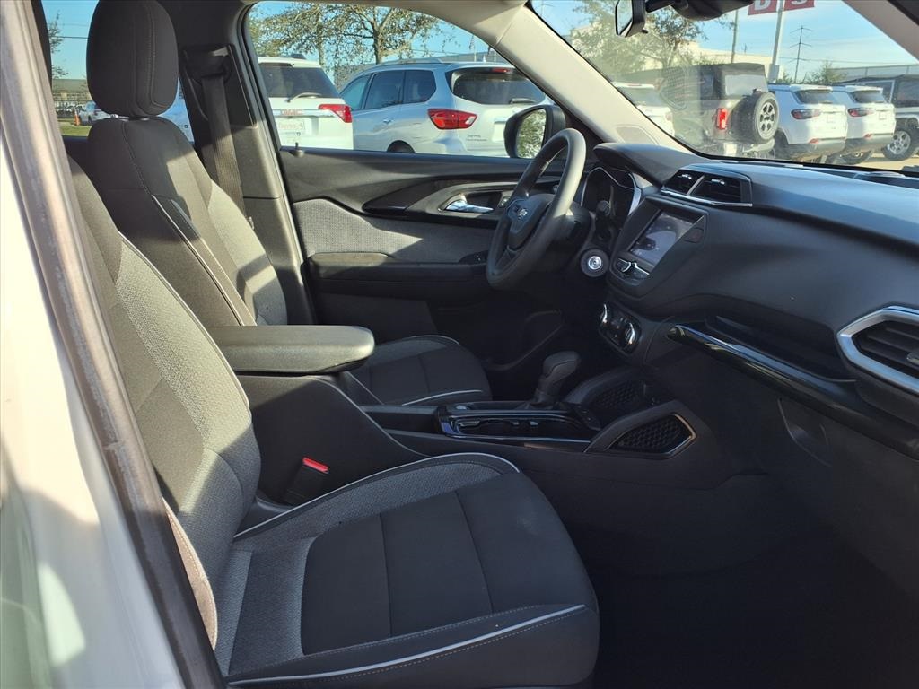 2021 Chevrolet TrailBlazer LS White at Community Toyota