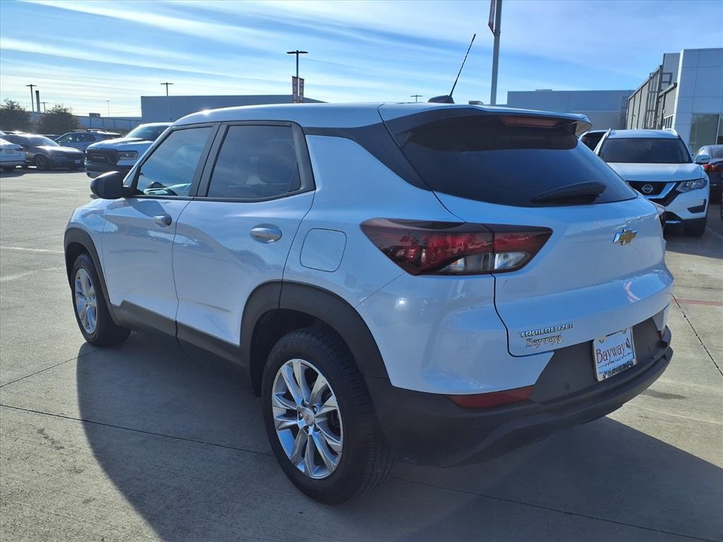 2021 Chevrolet TrailBlazer LS White at Community Toyota
