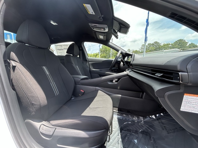 HyundaiElantra Hybrid10