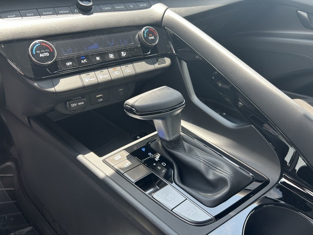 HyundaiElantra Hybrid14