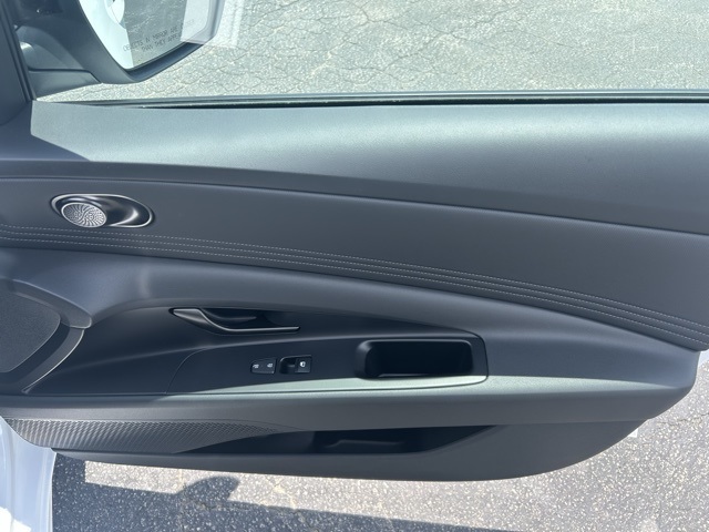 HyundaiElantra Hybrid9