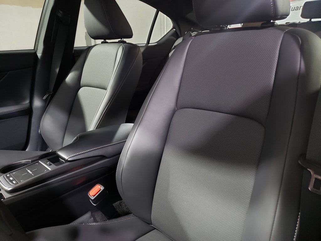 Thumbnail: 2025 Lexus IS - 15