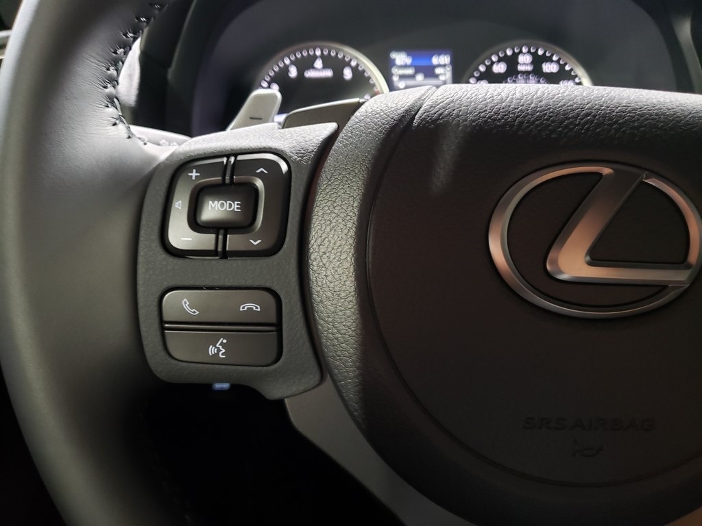 Thumbnail: 2025 Lexus IS - 16