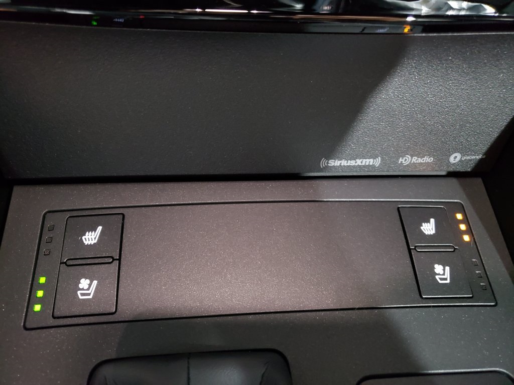 Thumbnail: 2025 Lexus IS - 23