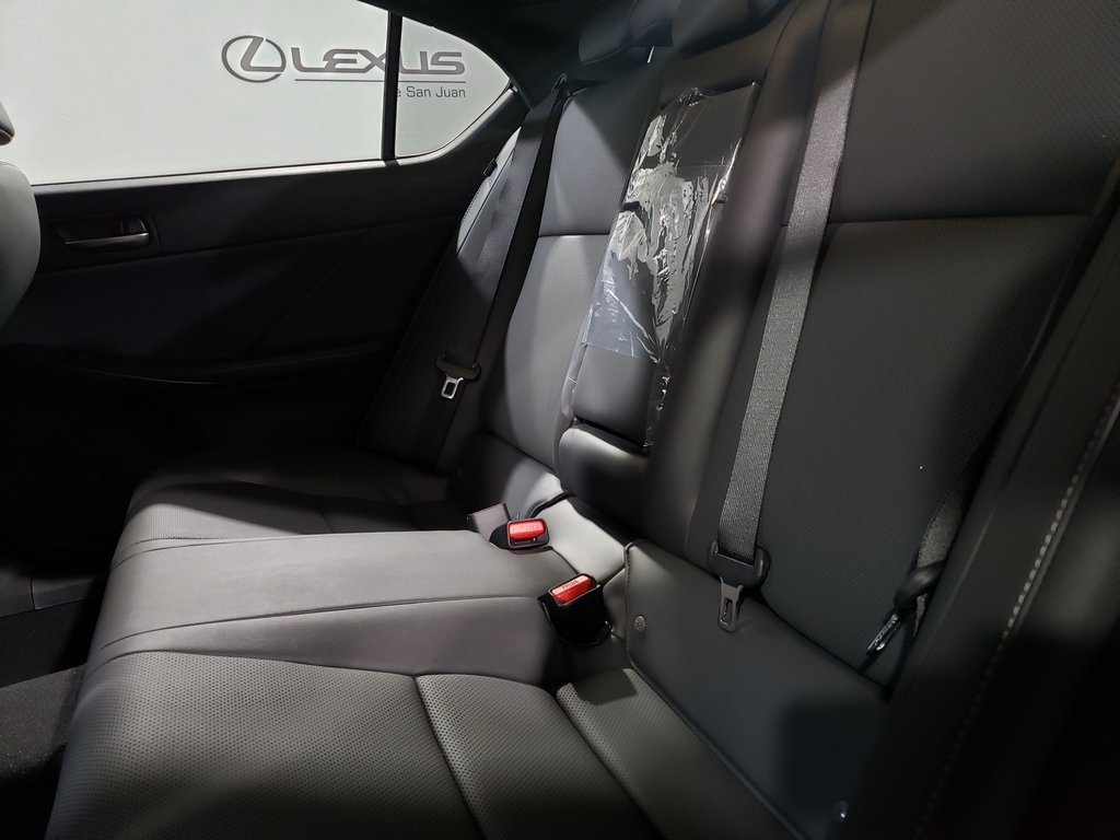 Thumbnail: 2025 Lexus IS - 28