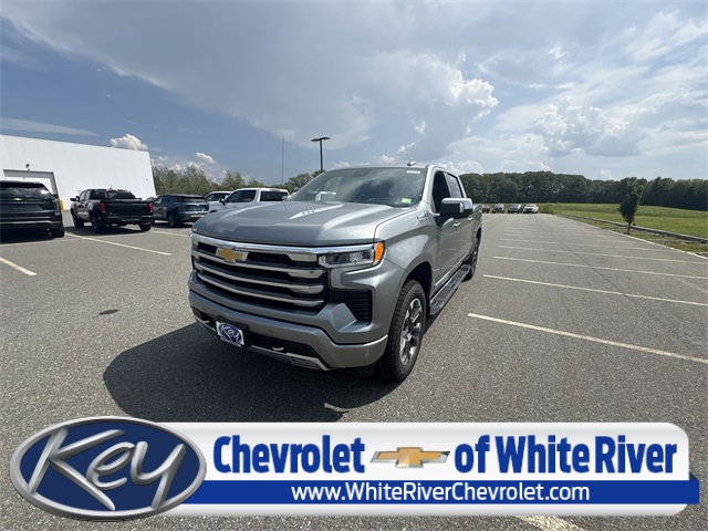 2026 Chevrolet Silverado 1500 High Country Crew Cab 4WD