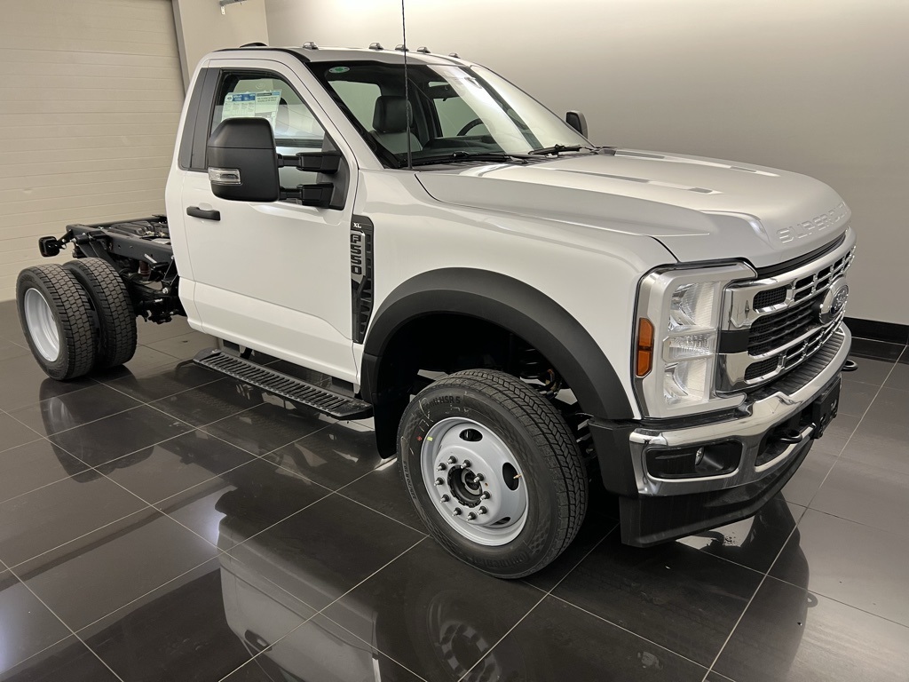 2024 Ford F-550SD XL