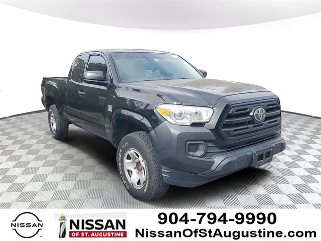 2019 Toyota Tacoma SR's photo