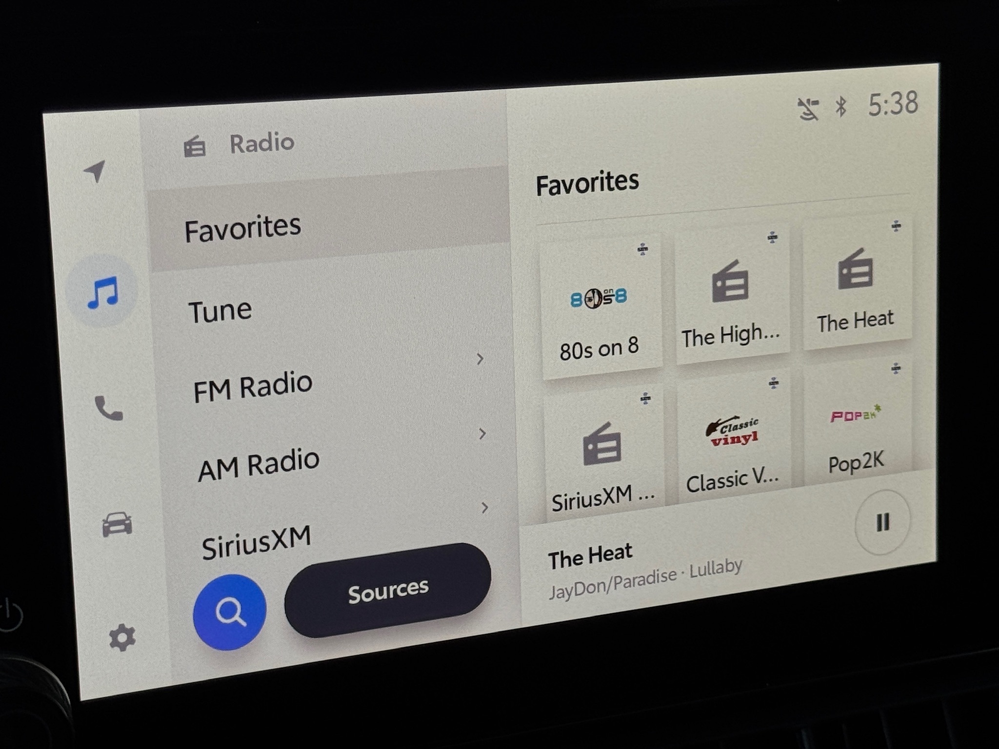 2025 Toyota RAV4 Hybrid XLE - 4