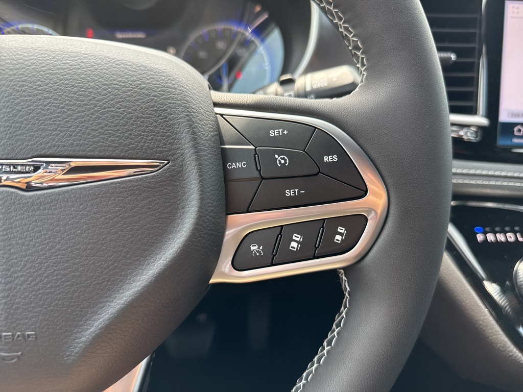 2025 Chrysler Pacifica