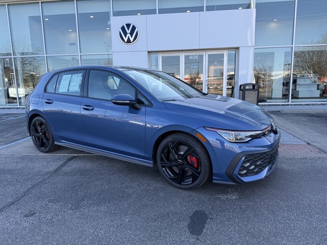 2025 Volkswagen Golf GTI SE FWD