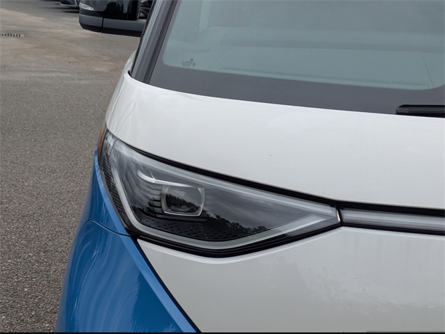 2025 Volkswagen ID. Buzz Pro S Plus - 9