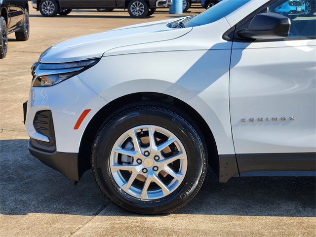 2022 Chevrolet Equinox LS - 7