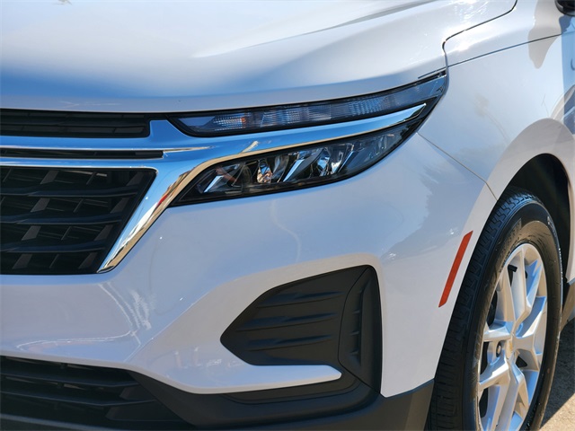 2022 Chevrolet Equinox LS - 8