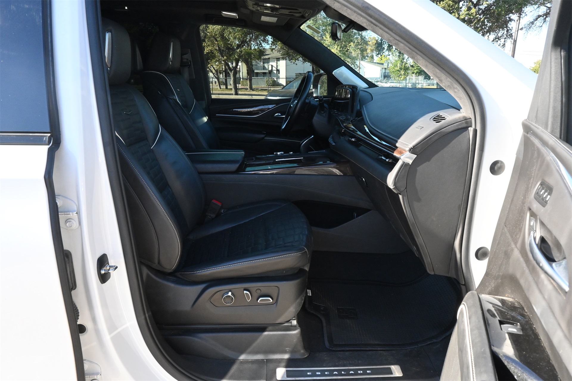 2021 Cadillac Escalade Sport Platinum White at Central Houston Nissan