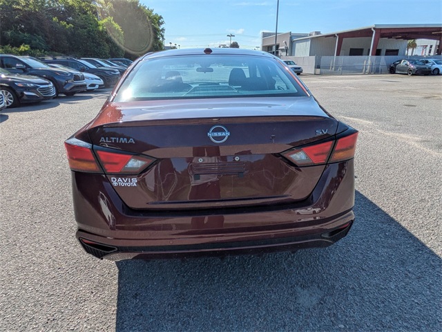 2024 Nissan Altima 2.5 SV  at Walterboro Ford