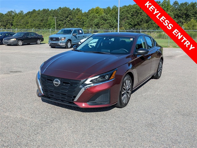 2024 Nissan Altima 2.5 SV  at Walterboro Ford