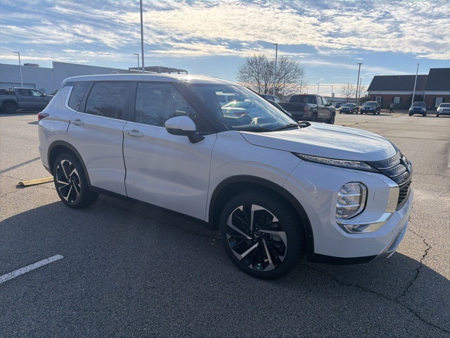 2024 Mitsubishi Outlander SE Black Edition S-AWC
