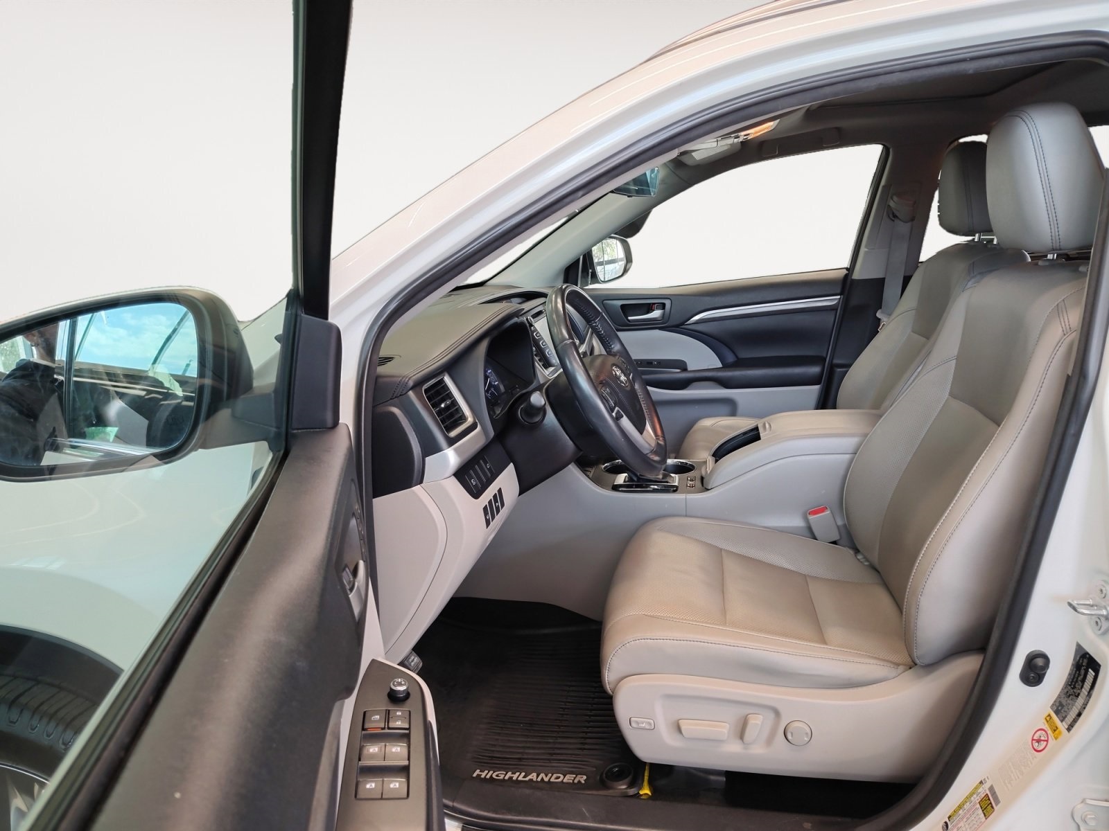 Used Car 2018 Toyota Highlander Hybrid  Limited For Sale In San Antonio, Texas