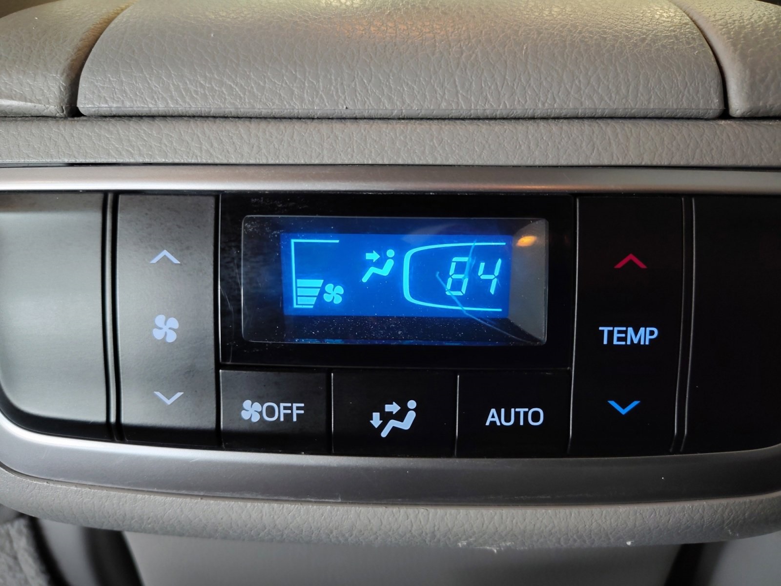 Used Car 2018 Toyota Highlander Hybrid  Limited For Sale In San Antonio, Texas
