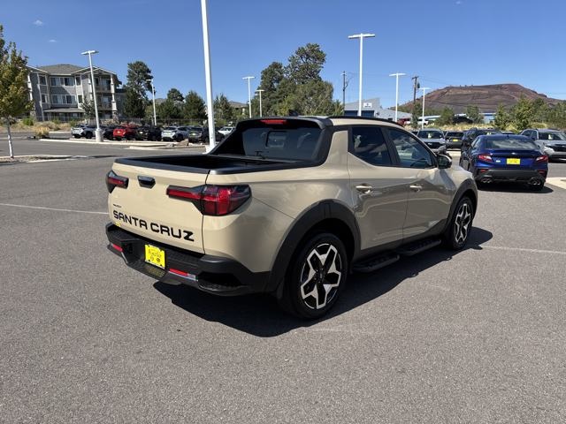 2023 Hyundai Santa Cruz Limited photo 2