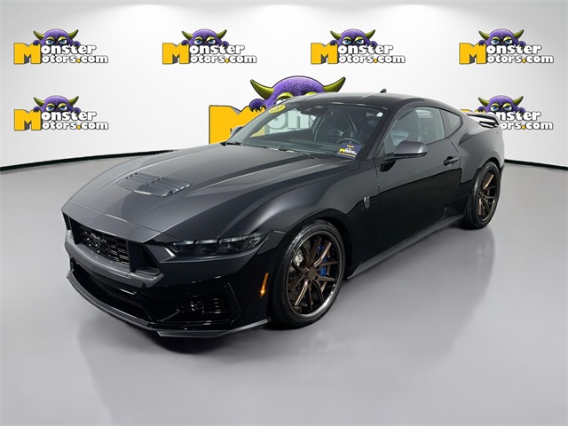 2025 Ford Mustang Dark Horse Fastback RWD