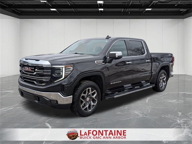 2025 GMC Sierra 1500 SLT Crew Cab 4WD