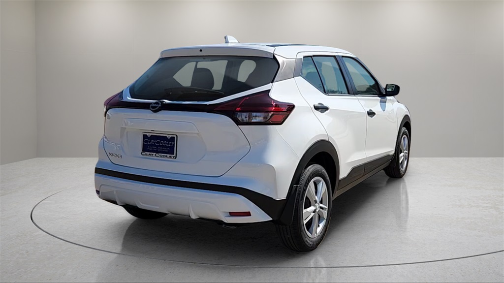 2025 Nissan Kicks Play