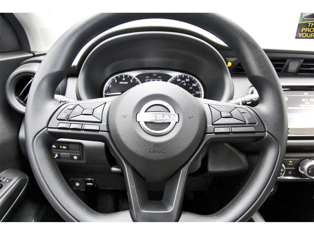 2025 Nissan Kicks Play S White at South Houston Nissan