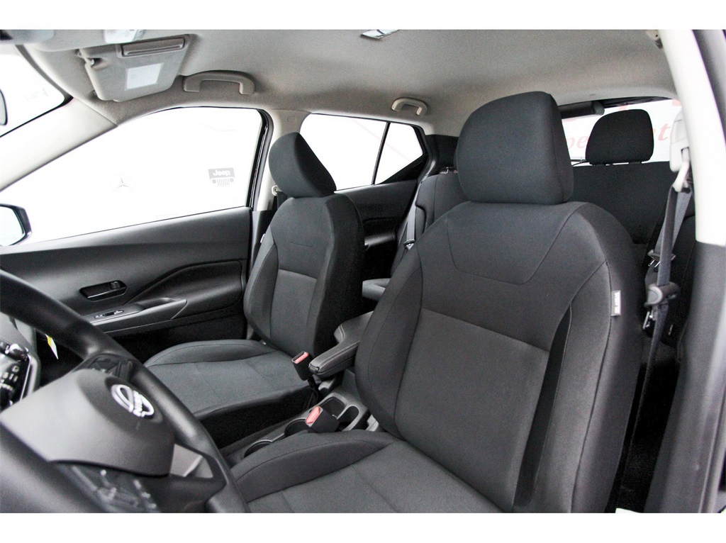 2025 Nissan Kicks Play S White at South Houston Nissan