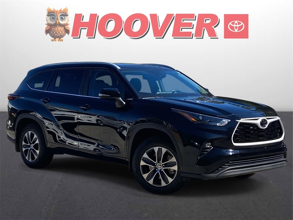 2025 Toyota Highlander XLE FWD