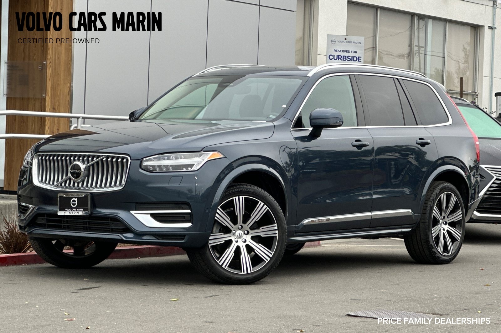 2023 Volvo XC90 Recharge T8 Plus Bright Theme 6-Passenger eAWD