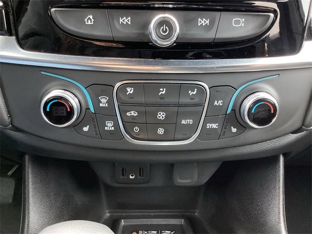 Used Car 2023 Chevrolet Traverse  Lt For Sale Under $30,000 In San Antonio, Texas