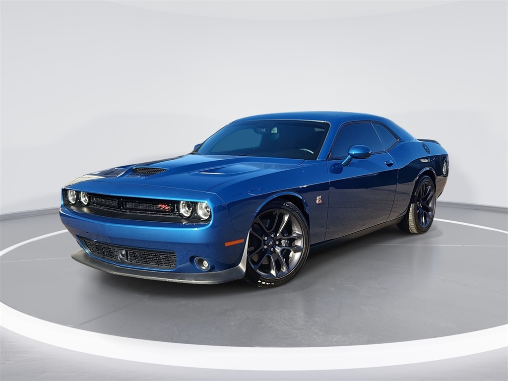 2022 Dodge Challenger R/T Scat Pack RWD