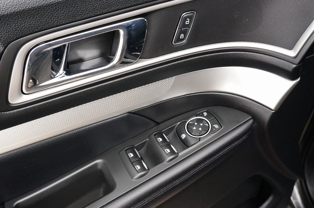 Used Car 2017 Ford Explorer  Xlt For Sale Under $15,000 In Weatherford, Texas