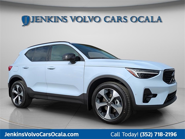 2026 Volvo XC40 B5 Plus AWD