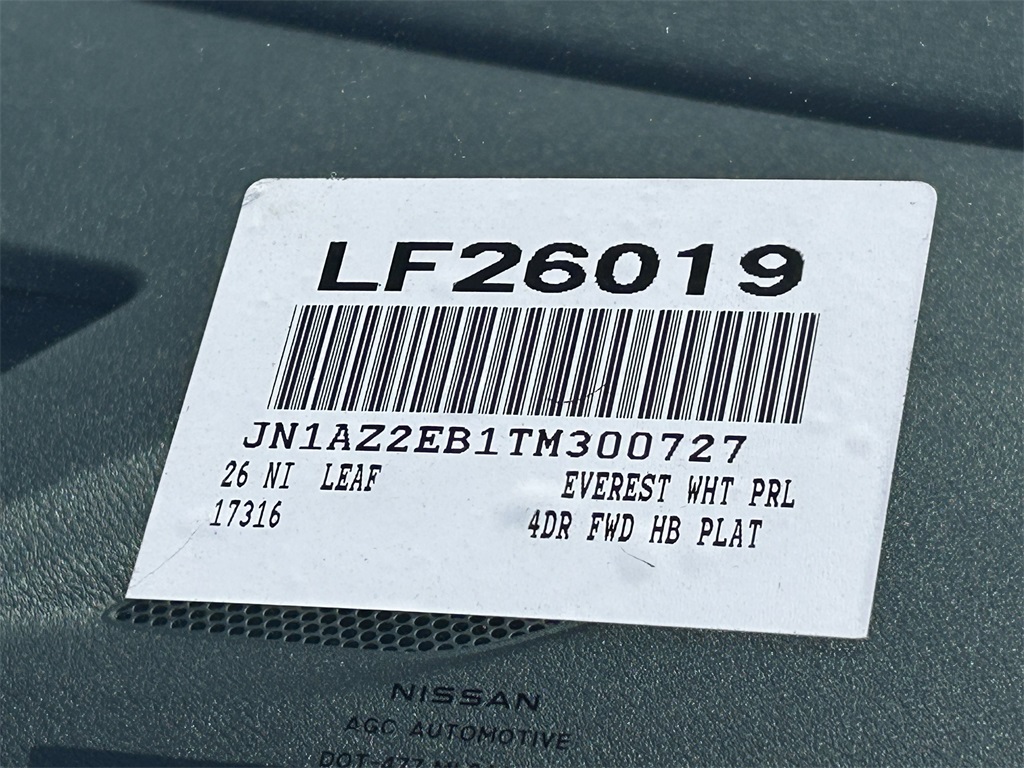 New White Pearl 2026 Nissan Leaf PLATINUM+ for Sale in Tustin, CA