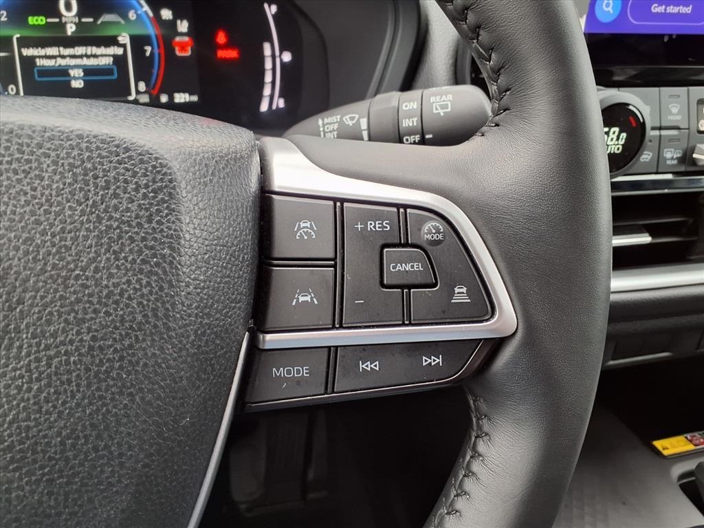 2025 Toyota Grand Highlander XLE Silver at Gullo Toyota