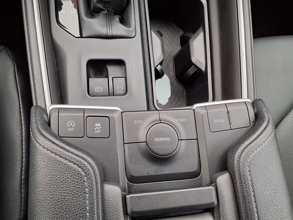 2025 Toyota Grand Highlander XLE Silver at Gullo Toyota