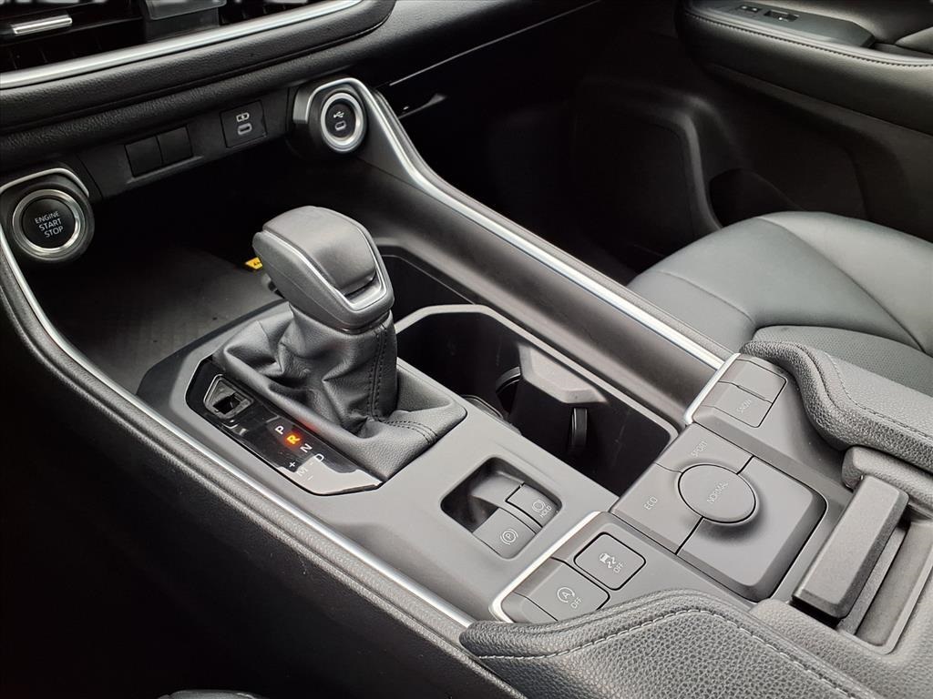 2025 Toyota Grand Highlander XLE Silver at Gullo Toyota