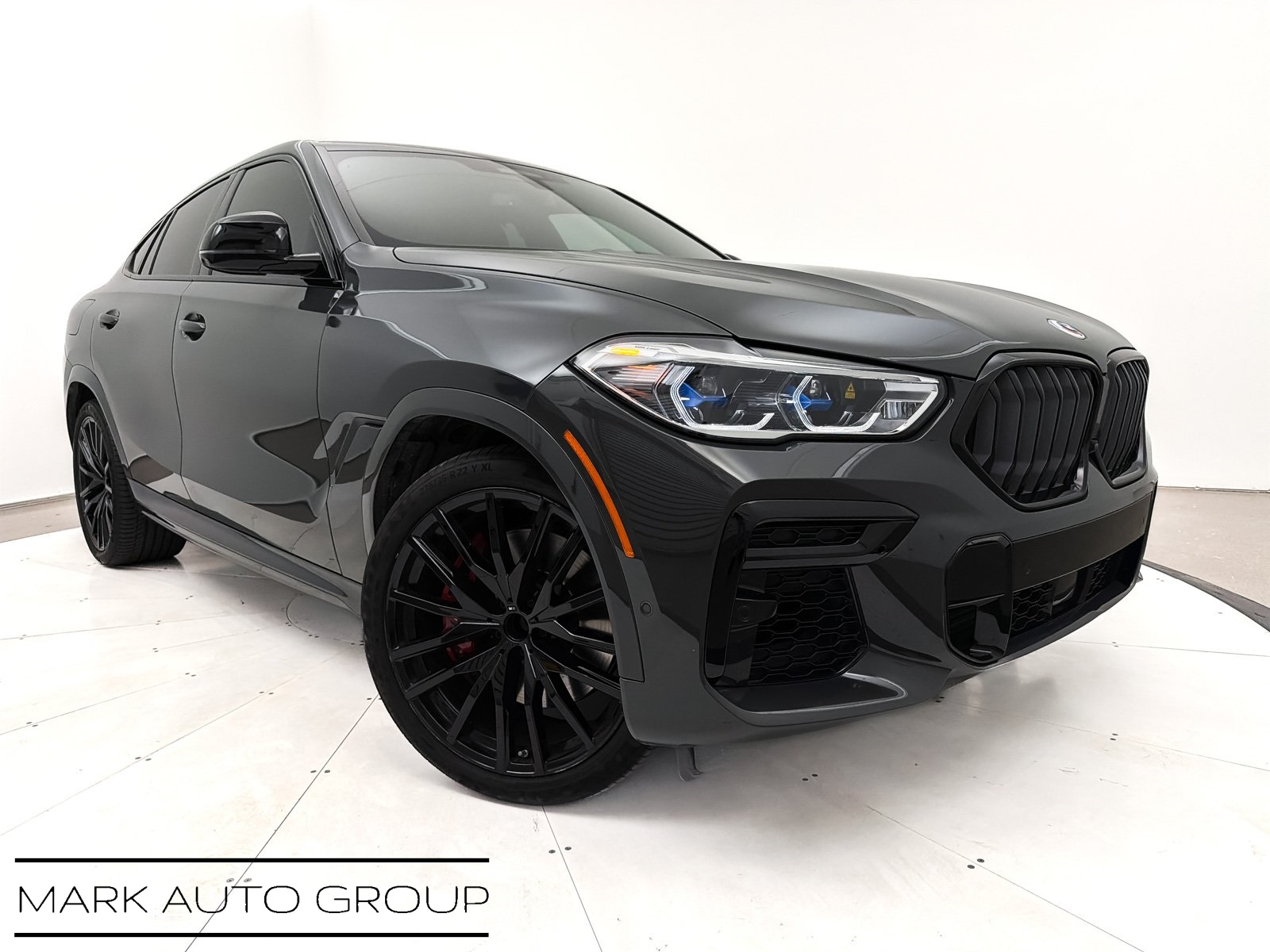 2023 BMW X6 M50i